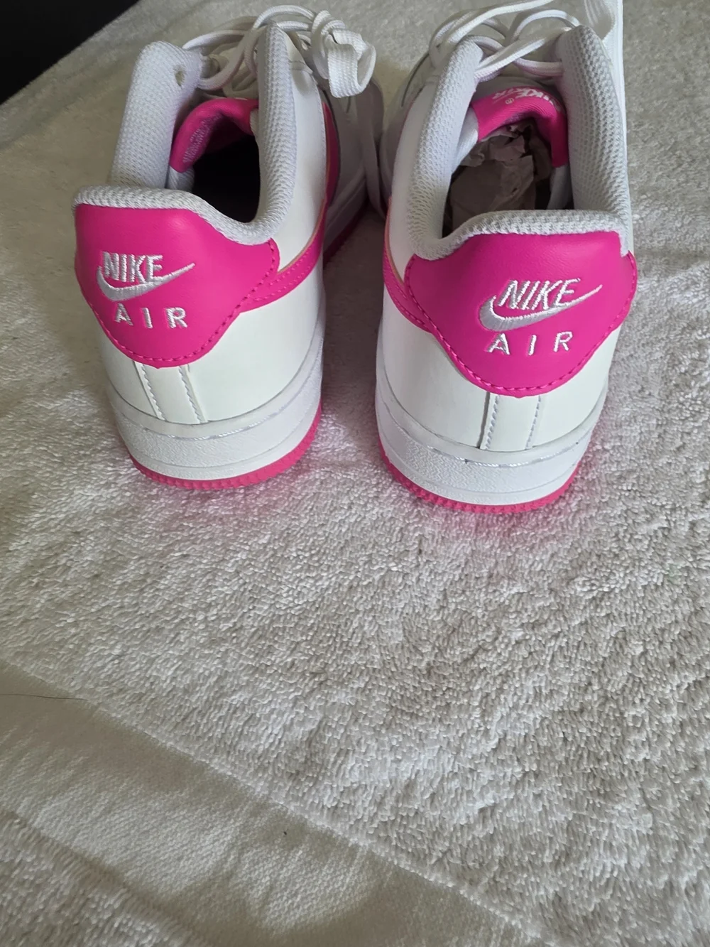 Nike Air Force 1 Low GS White Laser Fuchsia Hot Pink FV5948-102 NWT 6.5W /5Y